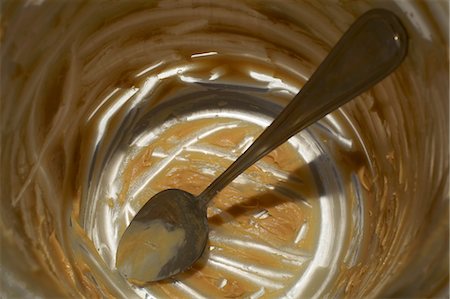 Empty Jar of Peanut Butter Foto de stock - Sin royalties Premium, Código: 600-03685966
