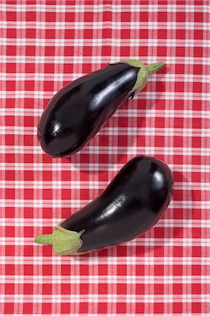 simsearch:600-03782471,k - Aubergines Photographie de stock - Premium Libres de Droits, Code: 600-03682026