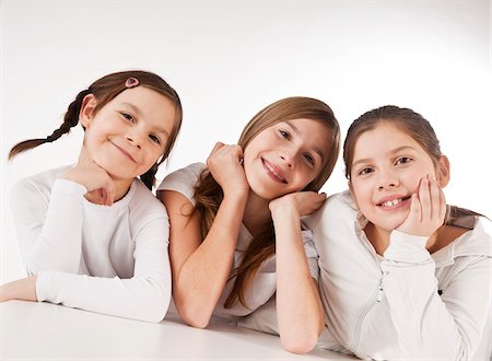 Portrait of Three Girls Foto de stock - Sin royalties Premium, Código: 600-03697816