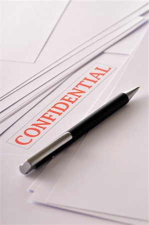 Vertrauliche Papiere Stockbilder - Premium RF Lizenzfrei, Bildnummer: 600-03697884
