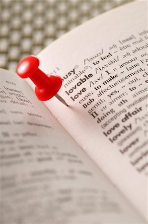 punaise - Pouce Tack et dictionnaire Photographie de stock - Premium Libres de Droits, Code: 600-03697888