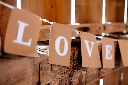 fence - Sign Spelling the Word Love Foto de stock - Sin royalties Premium, Código: 600-03692113