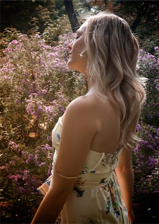 Woman in Garden, High Park, Toronto, Ontario, Canada Stock Photo - Premium Royalty-Free, Code: 600-03715410