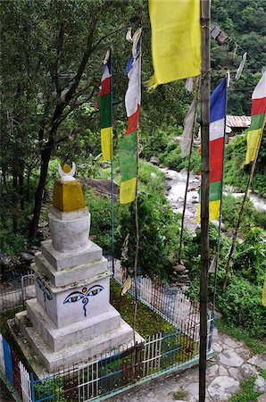 simsearch:700-03737809,k - Stupa, Ngadi Bazar Village, Annapurna Conservation Area, Gandaki, Pashchimanchal, Nepal Stockbilder - Premium RF Lizenzfrei, Bildnummer: 600-03737732
