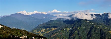 snow scene panoramic - Kangchenjunga View From Tashi Viewpoint, East Sikkim, Sikkim, India Stock Photo - Premium Royalty-Free, Code: 600-03737761