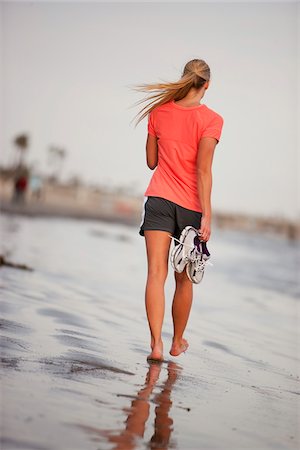 people walking tennis shoes - Woman, Long Beach, Los Angeles County, California, USA Stock Photo - Premium Royalty-Free, Code: 600-03738494