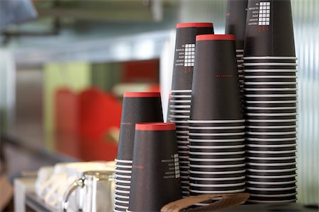 paper cup cafe - Paper Cups, Espresso Bar, Toronto, Ontario, Canada Stock Photo - Premium Royalty-Free, Code: 600-03739374