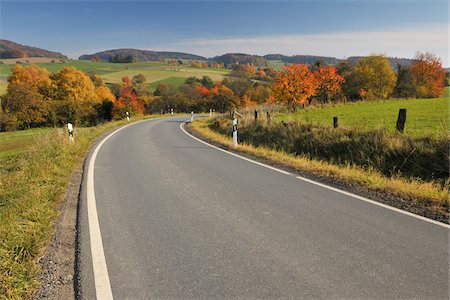 empty scene - Single Track Road, Odenwald, Hesse, Germany Stock Photo - Premium Royalty-Free, Code: 600-03787460