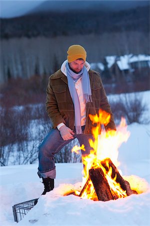 fire in winter - Man at Campfire, Frisco, Summit County, Colorado, USA Stock Photo - Premium Royalty-Free, Code: 600-03814954