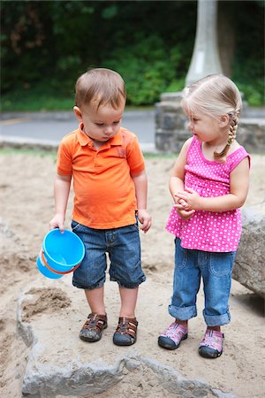 simsearch:600-02671009,k - Boy and Girl Playing in Sandbox, Washington Park Playground, Portland, Oregon, USA Stock Photo - Premium Royalty-Free, Code: 600-03865178