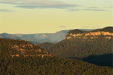 Jamison Valley, Blue Mountains National Park, Blue Mountains, UNESCO World Heritage Area, New South Wales, Australia Stock Photo - Premium Royalty-Free, Code: 600-03907291