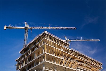 simsearch:614-06403102,k - Building under construction Stock Photo - Premium Royalty-Free, Code: 614-05818978