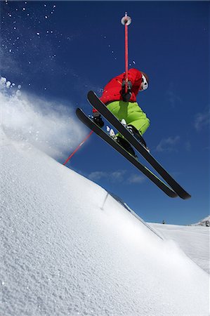 skieur (homme et femme) - Skieur en vol Photographie de stock - Premium Libres de Droits, Code: 614-05818971