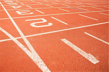 running track race - Starting line Stock Photo - Premium Royalty-Free, Code: 614-05819009