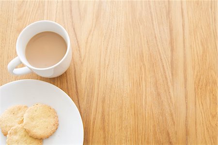 plate table not person - Tea and biscuits Stock Photo - Premium Royalty-Free, Code: 614-05819001