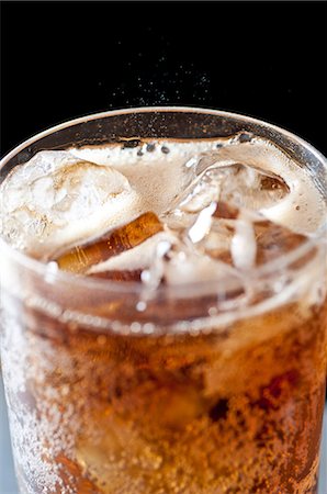 Cola drink Stock Photo - Premium Royalty-Free, Code: 614-06002048