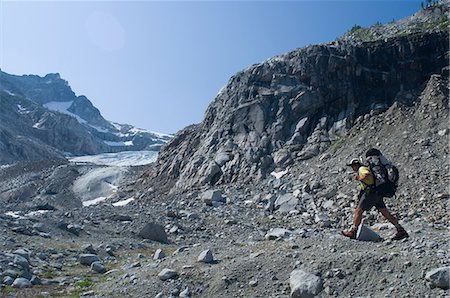 simsearch:614-08873731,k - Male climber near Chickamin Glacier, Ptarmigan Traverse, North Cascades, Washington USA Foto de stock - Royalty Free Premium, Número: 614-06002330