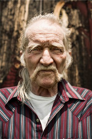 Senior man close up, portrait Stock Photo - Premium Royalty-Free, Code: 614-06168594