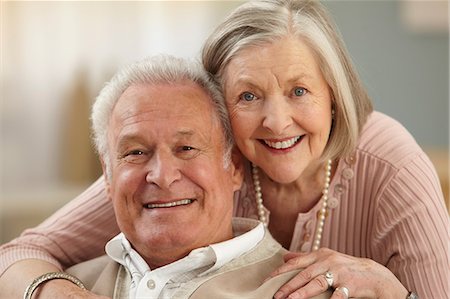 senior couple eye contact head and shoulders not indoors - Senior couple looking at camera, portrait Stock Photo - Premium Royalty-Free, Code: 614-06169254