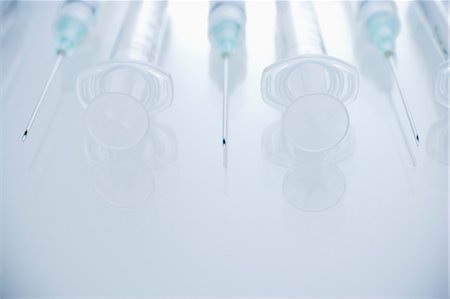 Syringes Stock Photo - Premium Royalty-Free, Code: 614-06336350