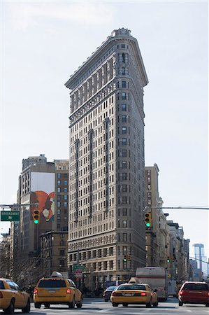 simsearch:614-06974259,k - Flatiron Building in New York City Foto de stock - Sin royalties Premium, Código: 614-06624666