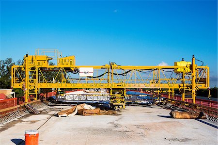 Machinery at construction site Photographie de stock - Premium Libres de Droits, Code: 614-06718260