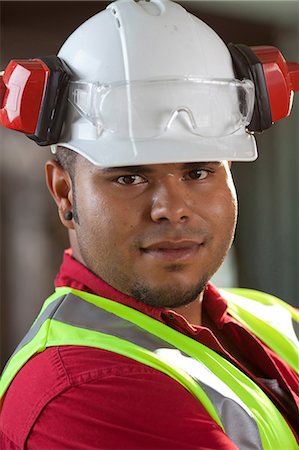 simsearch:614-06719099,k - Industrial worker in plant Stock Photo - Premium Royalty-Free, Code: 614-06719114