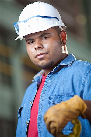 simsearch:614-06719099,k - Industrial worker in plant Stock Photo - Premium Royalty-Free, Code: 614-06719122