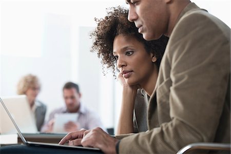 senior business meeting - Business people working in office Photographie de stock - Premium Libres de Droits, Code: 614-06719417