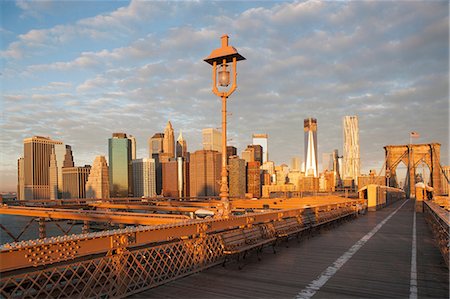 puente de brooklyn - Brooklyn Bridge and city skyline Foto de stock - Sin royalties Premium, Código: 614-06719491