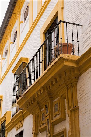 sevilla - Balcony, Seville, Spain Foto de stock - Sin royalties Premium, Código: 614-06813471