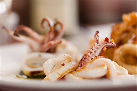 Squid dish Stock Photo - Premium Royalty-Free, Code: 614-06813613