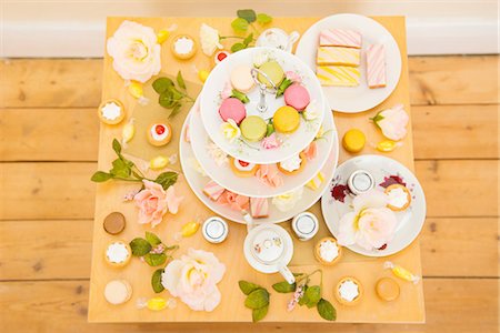 pink plate - Table with assortment of cakes and confectionery Stock Photo - Premium Royalty-Free, Code: 614-06898549