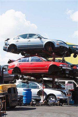 Cars stacked in scrap yard Stock Photo - Premium Royalty-Free, Code: 614-06974122