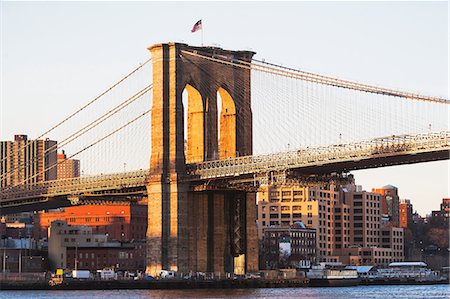 simsearch:614-06813333,k - Detail of Brooklyn bridge at sunset  New York City, USA Foto de stock - Sin royalties Premium, Código: 614-06974237