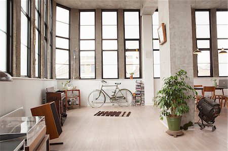 froid - Apartment interior with retro style Photographie de stock - Premium Libres de Droits, Code: 614-07146113