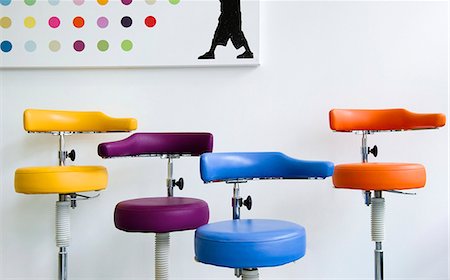 picture (artwork) - Group of dental stools in clinic Stock Photo - Premium Royalty-Free, Code: 614-07194614