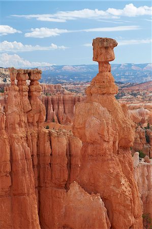 road trip view - Hoodoo, Bryce Canyon, Zion National Park, Utah, USA Stock Photo - Premium Royalty-Free, Code: 614-07234815