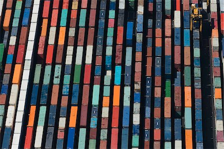 Aerial view of rows cargo containers, Port Melbourne, Melbourne, Victoria, Australia Photographie de stock - Premium Libres de Droits, Code: 614-07806086