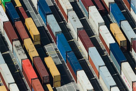 Aerial view of stacked cargo containers, Port Melbourne, Melbourne, Victoria, Australia Foto de stock - Royalty Free Premium, Número: 614-07806092