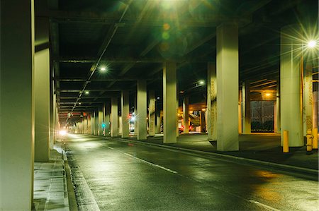 Pillars in tunnel, Seattle, Washington, USA Photographie de stock - Premium Libres de Droits, Code: 614-08065968