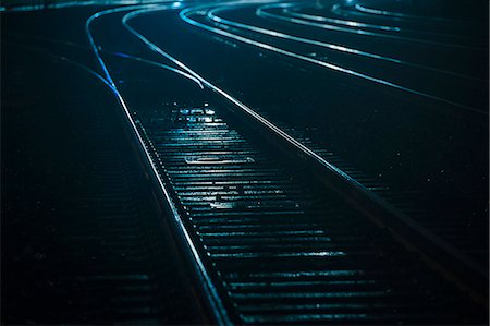 ferrocarriles - Train tracks at night, Seattle, USA Foto de stock - Sin royalties Premium, Código: 614-08081414