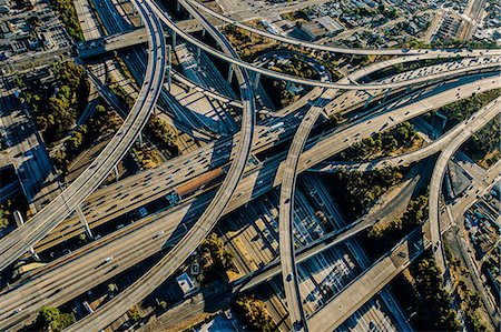 Aerial view of complex curved flyovers and highways, Los Angeles, California, USA Photographie de stock - Premium Libres de Droits, Code: 614-08148483
