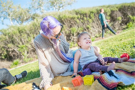 Mother and baby at picnic, El Capitan, California, USA Stock Photo - Premium Royalty-Free, Code: 614-08270175