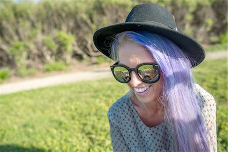 Woman with sun glasses and hat, El Capitan, California, USA Stock Photo - Premium Royalty-Free, Code: 614-08270179