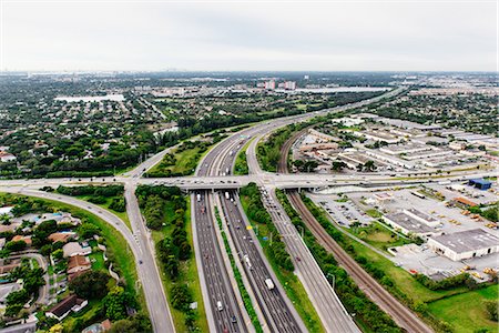 simsearch:614-06974425,k - Aerial view of highway and flyover, Miami, Florida, USA Foto de stock - Sin royalties Premium, Código: 614-08544816