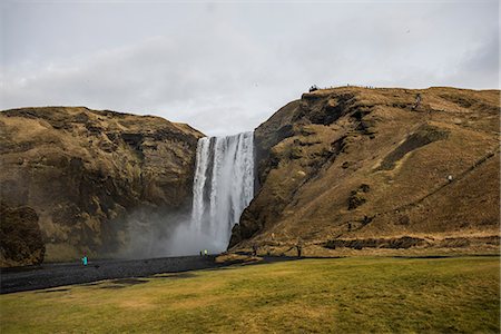 simsearch:614-08578515,k - Skogafoss waterfall, Iceland Fotografie stock - Premium Royalty-Free, Codice: 614-08578512