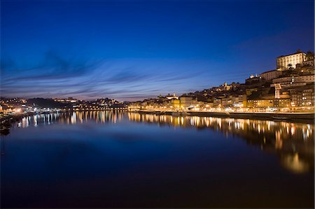 simsearch:614-08868336,k - Porto and the river Douro Foto de stock - Sin royalties Premium, Código: 614-08865552