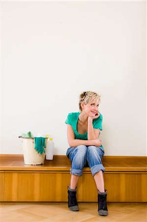 simsearch:649-05556276,k - Girl with cleaning stuff on a bench Stock Photo - Premium Royalty-Free, Code: 614-08865710