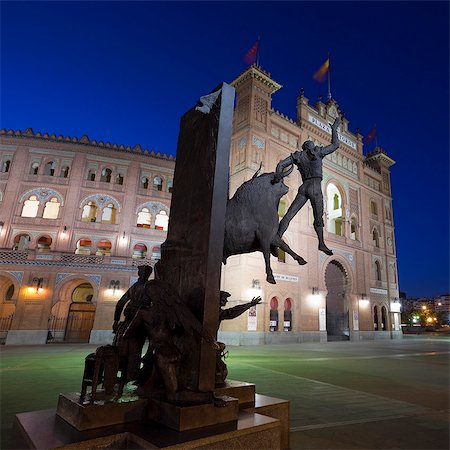 spain traditional building - Plaza de Toros Stock Photo - Premium Royalty-Free, Code: 614-08866472